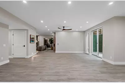 9007 Leaside Drive, Dallas, TX 75238 - Photo 31