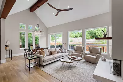 9007 Leaside Drive, Dallas, TX 75238 - Photo 13