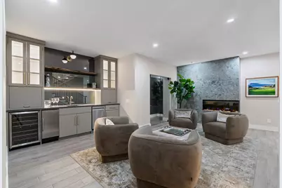 9007 Leaside Drive, Dallas, TX 75238 - Photo 27