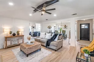 3219 Luallen Dr, Carrollton, TX 75007 - Photo 3