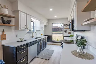 3219 Luallen Dr, Carrollton, TX 75007 - Photo 13