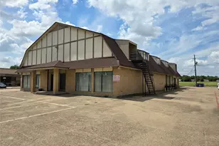 123 Executive Way, DeSoto, TX 75115 - Photo 1