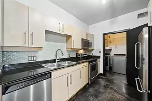 4414 Cedar Springs Rd, Dallas, TX 75219 - Photo 7