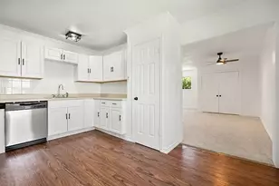 5048 Cedar Hill Rd, Fort Worth, TX 76116 - Photo 7