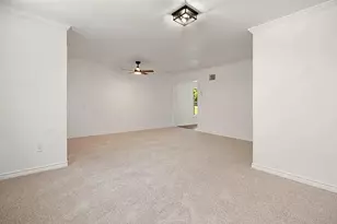 5048 Cedar Hill Rd, Fort Worth, TX 76116 - Photo 3