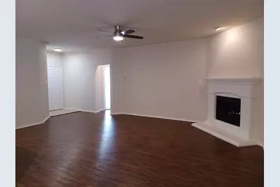 705 Crownpoint Lane, Arlington, TX 76002 - Photo 9