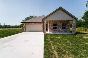 901 Hemphill St, Greenville, TX 75401 - Photo 1