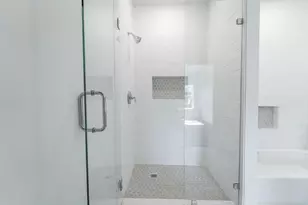 901 Hemphill St, Greenville, TX 75401 - Photo 19