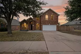 1420 Meadowlakes Dr, Azle, TX 76020 - Photo 1