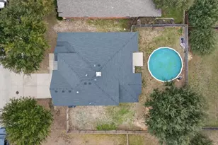 1420 Meadowlakes Dr, Azle, TX 76020 - Photo 5