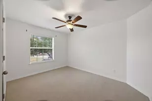 1420 Meadowlakes Dr, Azle, TX 76020 - Photo 9