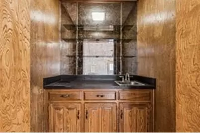 1702 Paisley Drive, Arlington, TX 76015 - Photo 11