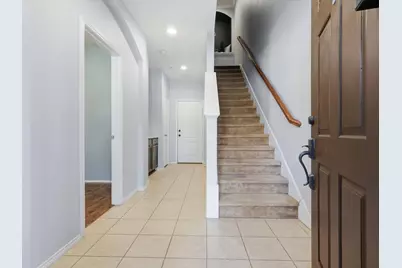 2126 McParland Court, Carrollton, TX 75006 - Photo 3