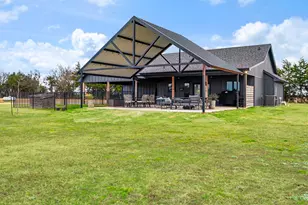 177 Cr 33700, Sumner, TX 75486 - Photo 5