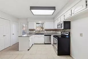 800 Howell Dr, Coppell, TX 75019 - Photo 11