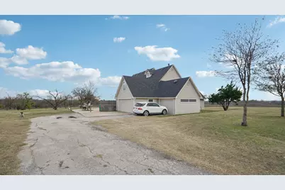 7434 Indian Wells Road, Sanger, TX 76266 - Photo 37