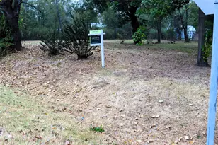 500 W Main St, Quinlan, TX 75474 - Photo 1