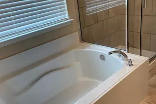 1709 Cattleman St, Van Alstyne, TX 75495 - Photo 9