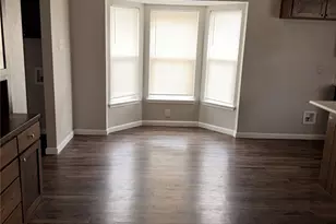 2418 Parkside Dr, Grand Prairie, TX 75052 - Photo 7