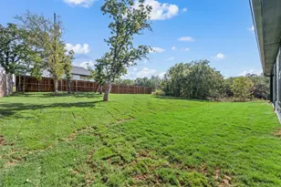 813 Haynie Dr, Runaway Bay, TX 76426 - Photo 33