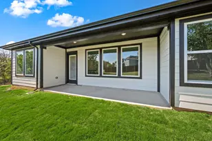 813 Haynie Dr, Runaway Bay, TX 76426 - Photo 31