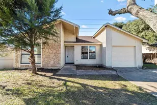 5326 Creek Valley Dr, Arlington, TX 76018 - Photo 1