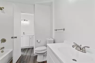 5326 Creek Valley Drive, Arlington, TX 76018 - Photo 11