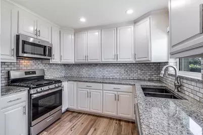 8725 Woodbrook Drive, Dallas, TX 75243 - Photo 11