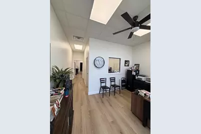 504 N Breckenridge Street, Ennis, TX 75119 - Photo 1