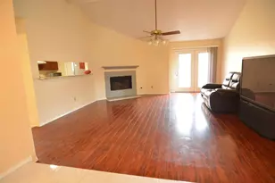 210 W Apollo Rd, Garland, TX 75040 - Photo 7