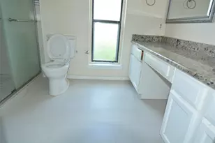 210 W Apollo Rd, Garland, TX 75040 - Photo 23