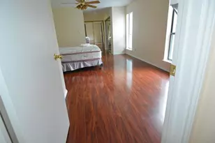 210 W Apollo Rd, Garland, TX 75040 - Photo 17