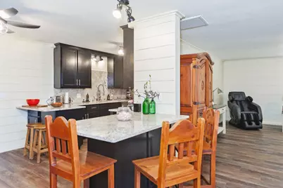 513 Patterson Street, Bowie, TX 76230 - Photo 9