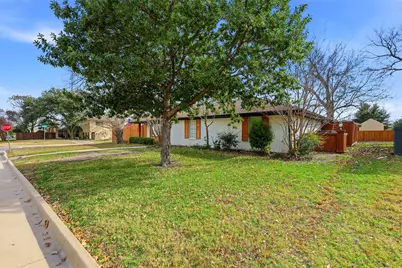 306 Sagebrush Lane, Waxahachie, TX 75165 - Photo 3