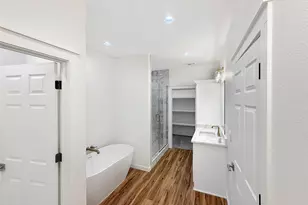 6472 Old Clarksville Rd, Reno, TX 75462 - Photo 13