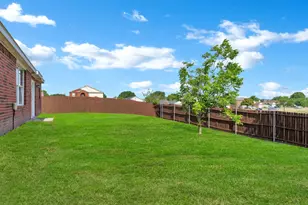 235 Yale Blvd, Glenn Heights, TX 75154 - Photo 33