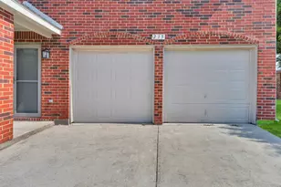 235 Yale Blvd, Glenn Heights, TX 75154 - Photo 5