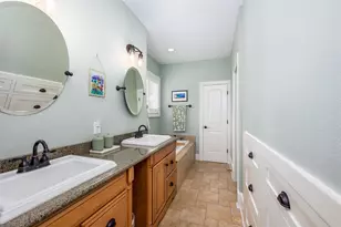 210 Oak St, McKinney, TX 75069 - Photo 17