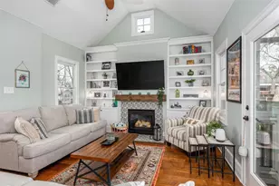 210 Oak St, McKinney, TX 75069 - Photo 13