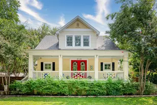 210 Oak St, McKinney, TX 75069 - Photo 1