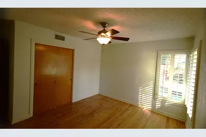 802 Merritt Street, River Oaks, TX 76114 - Photo 7