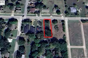 507 E Grand St, Whitewright, TX 75491 - Photo 1