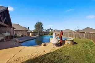 321 Lockwood Ln, Weatherford, TX 76087 - Photo 37