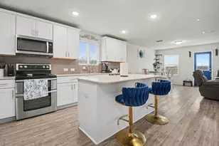 608 Vicksburg Dr, Van Alstyne, TX 75495 - Photo 9