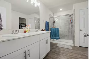 608 Vicksburg Dr, Van Alstyne, TX 75495 - Photo 11