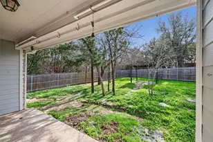 2914 San Gabriel Dr, Granbury, TX 76048 - Photo 35