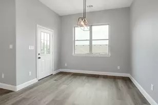 5824 Belaire Cir, Granbury, TX 76048 - Photo 11