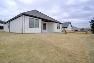 5824 Belaire Cir, Granbury, TX 76048 - Photo 23