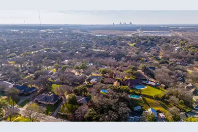 305 Cedar Creek Court, Fort Worth, TX 76103 - Photo 29