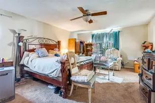 305 Cedar Creek Ct, Fort Worth, TX 76103 - Photo 15
